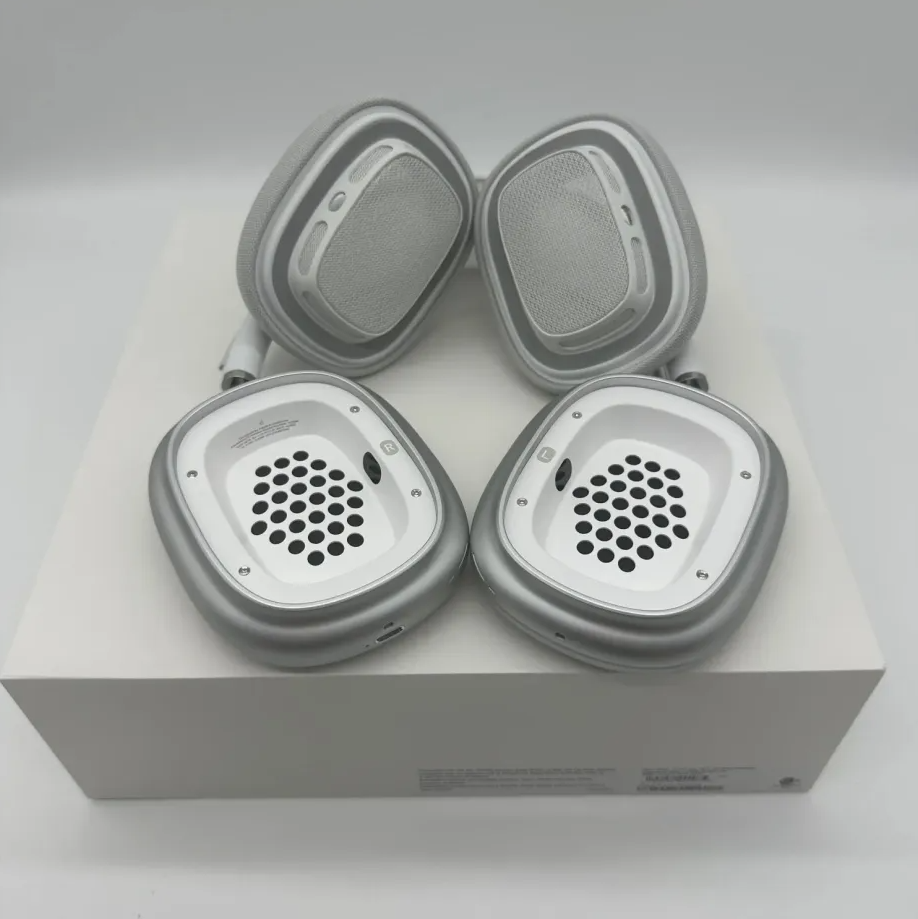 AirPods MAX
